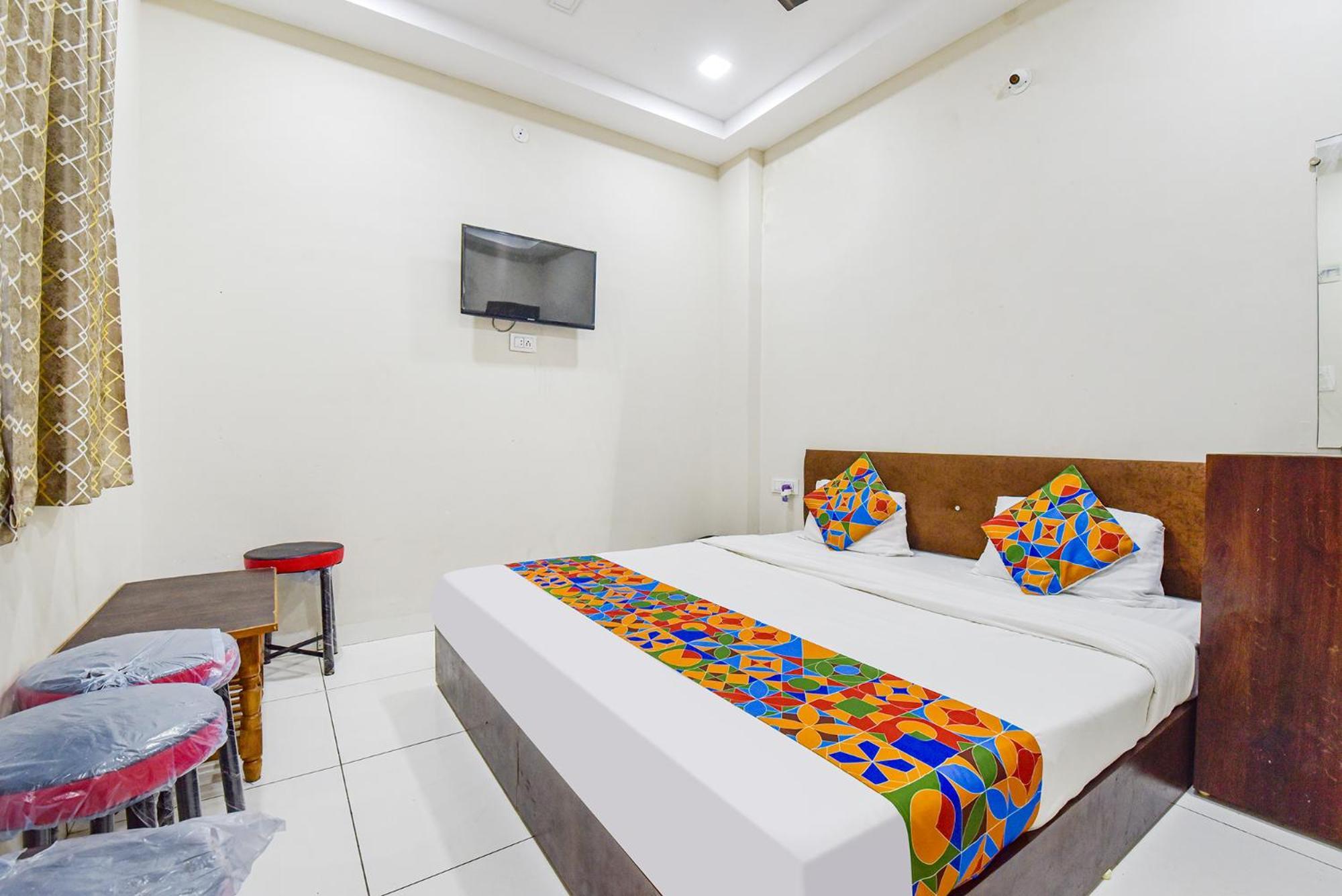 Fabexpress Devani Palace Ujjain Εξωτερικό φωτογραφία